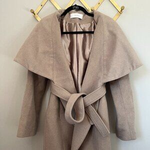 Tahari - Marilyn Belted Coat